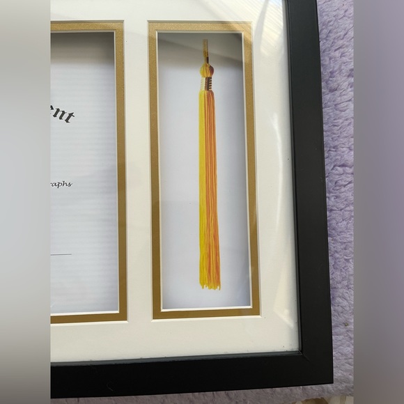 Diploma holder - Picture 4 of 5